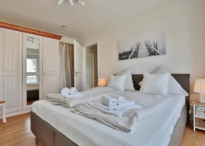 Wolburg Wolburg 8 * 蒂门多弗施特兰德